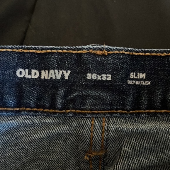 Old Navy Slim Jeans 36 waist 32 length - Picture 2 of 3